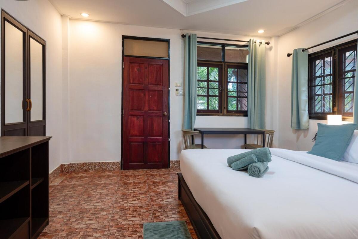 Lanta School Beach Resort Ko Lanta Esterno foto
